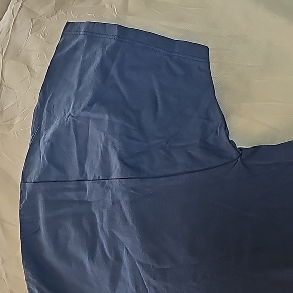 Mickey Mouse T-Shirt - Picture 5 of 12